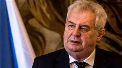 رئيس التشيك يقبل استقالة رئيس الوزراء ويدعو زعيم 