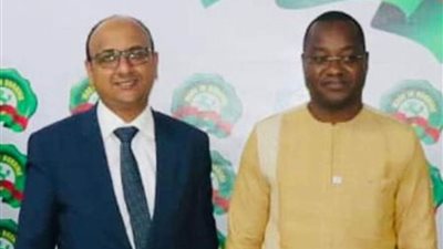 السفير المصري لدى بوركينا فاسو يبحث مع وزير التجارة والصناعة العلاقات الثنائية