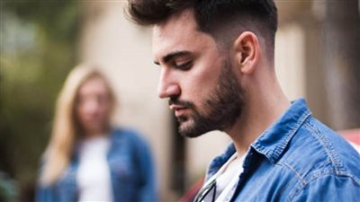 هل أنت في علاقة مع شخص مزاجي؟ 9 طرق للتعامل معه 