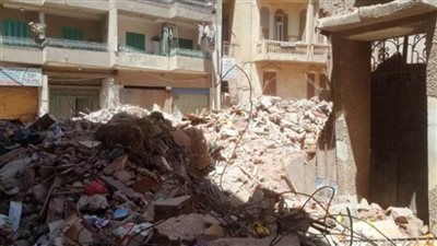 مصرع 3 أشخاص وإصابة 5 آخرين إثر انهيار جزئي بثلاثة عقارات بالجيزة