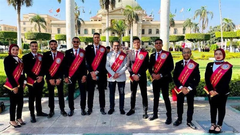 طلاب جامعه الوادي