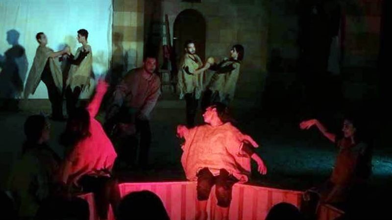 جانب من عرض خرابيش