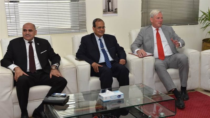 من جانب الورشه