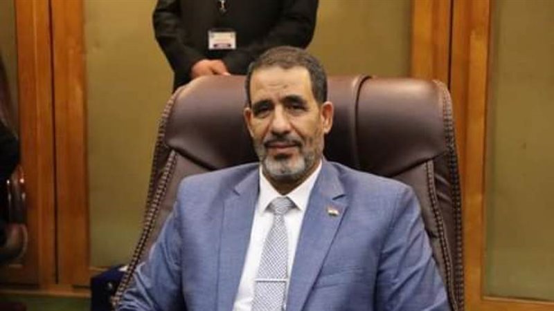 الدكتور احمد حسين