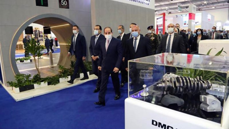 الرئيس السيسي يتفقد