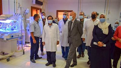 وكيل صحة الشرقية يجازي بعض أطباء مستشفى الحسينية لتغيبهم عن العمل