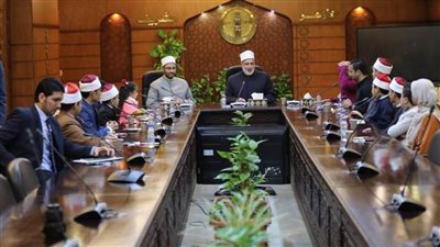 وكيل الأزهر يكرّم الطلاب المتميزين في تلاوة القرآن الكريم والإنشاد الديني