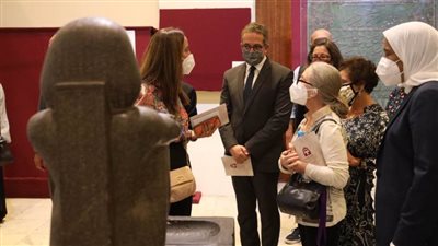 وزير السياحة يفتتح المعرض المؤقت «أرواح ممجدة» بالمتحف المصري