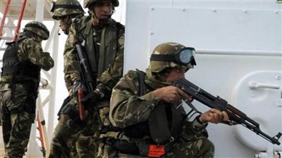 الجزائر: القبض على ٨ عناصر دعم للجماعات الإرهابية في عمليات عسكرية خلال أسبوع