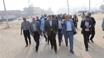 رصف وتطوير 145 شارعا وميدانا وطريقا بتكلفة 184 مليون جنيه ببنى سويف 