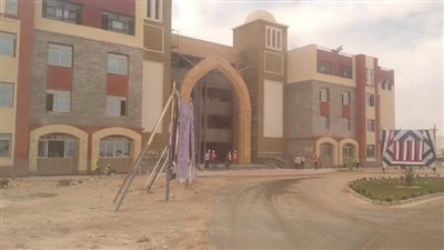 رئيس الوزراء يتفقد فرع جامعة الوادي الجديد شمال الخارجة