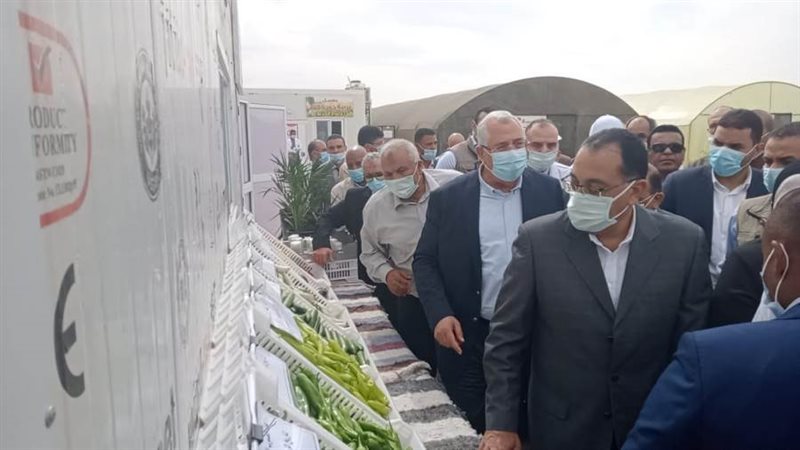 رئيس الوزراء يتفقد