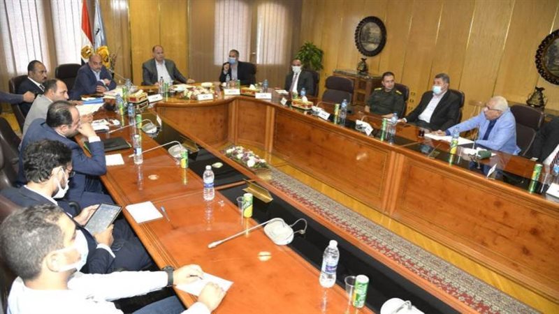 محافظ أسيوط ورئيس