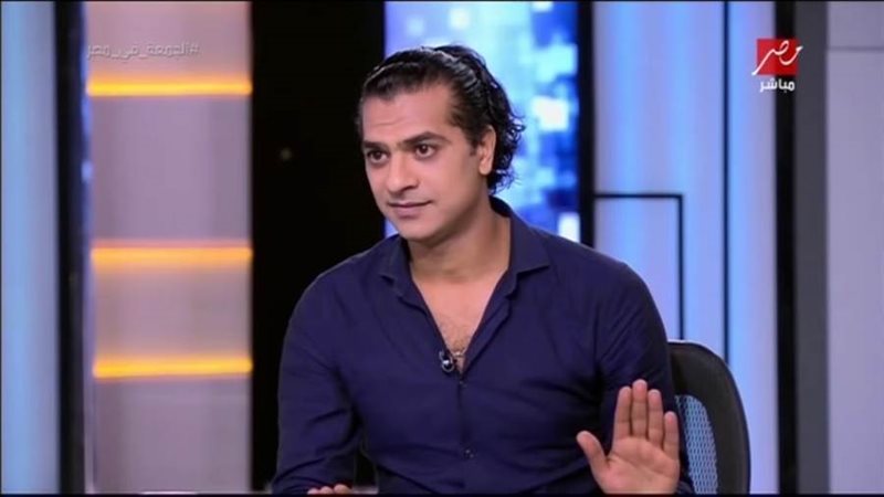 الفنان مصطفي أبو