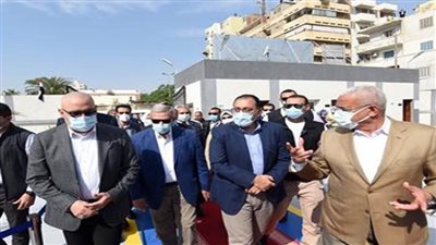 رئيس الوزراء يتفقد وحدات المبادرة الرئاسية 