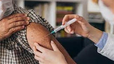 الحكومة  تنفي وجود أزمة في توفير سرنجات التطعيم بلقاحات فيروس كورونا