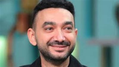 بعبارة خاصة.. نادر حمدي يحتفل بمولوده الجديد عبر 