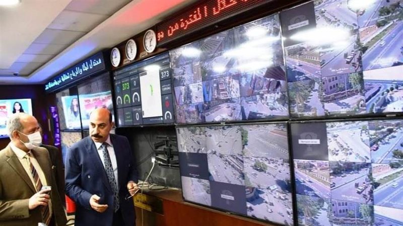 محافظ أسوان منفعلا