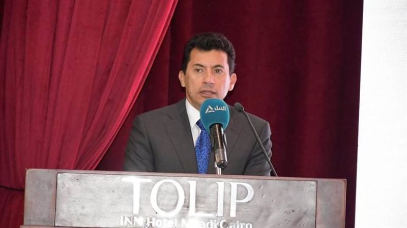 الدكتور أشرف صبحي