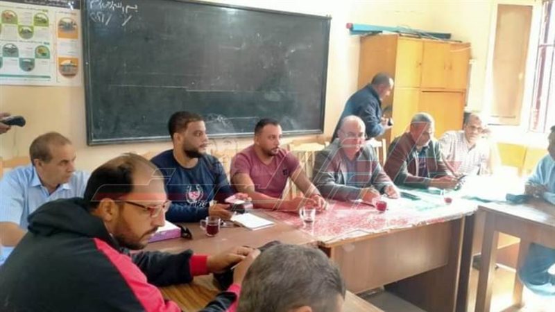 خلال الندوة