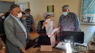 ماضي: تتابع شهادات تلقي العاملين لقاح كورونا بدواوين الوحدات المحلية بكفر الشيخ