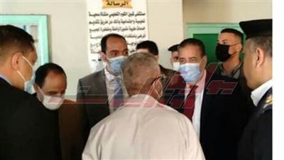 محافظ المنوفية يتفقد موقع حريق المستشفى التعليمي