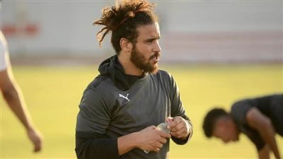 عبد الله جمعة يخضع لبرنامج علاجي وتأهيلي