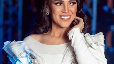 المطربة مي فاروق تهاجم 