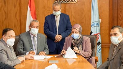 بروتوكول تعاون بين كلية هندسة البترول والتعدين وشركة النصر للبترول بالسويس