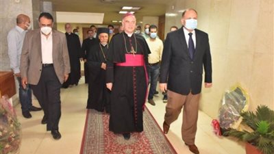 سفير الفاتيكان بمصر يشيد بالتطور الذي تشهده البلاد في عهد الرئيس السيسي