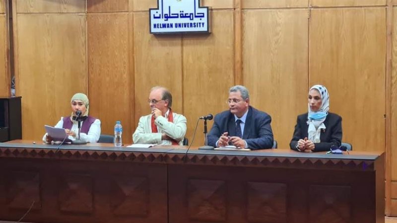 جانب من ندوة الاستشراق