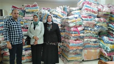 توزيع ٦٠٠٠ بطانية على المستحقين بقرى البحيرة