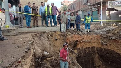 كسر  خط مياه 900  GRB بحي شرق مدينة ملوي جنوب المنيا