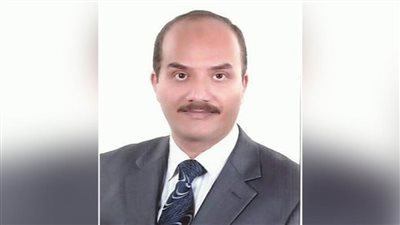 رئيس جامعة العريش يناقش تطوير آليات مركز القياس والتقويم بالجامعة