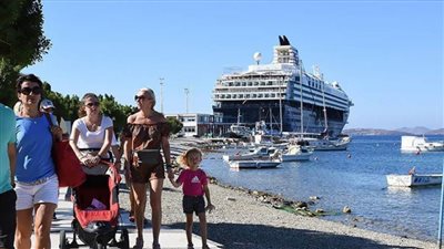 السائحون البريطانيون سيتحملون تكاليف باهظة لقضاء عطلات داخل دول الاتحاد الأوروبي