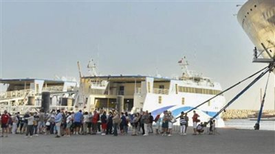 وصول أول باخرة سياحية إلى موانئ سلطنة عمان بعد انقطاع عامين