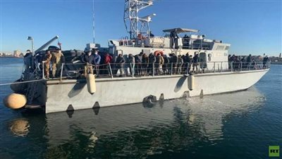 أمن السواحل الليبي ينقذ 72 مهاجرا من عرض البحر ويعيدهم إلى طرابلس