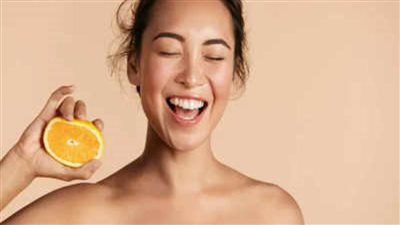 أضيفي هذه الأطعمة إلى نظامك الغذائي للحصول على بشرة نضرة في الشتاء