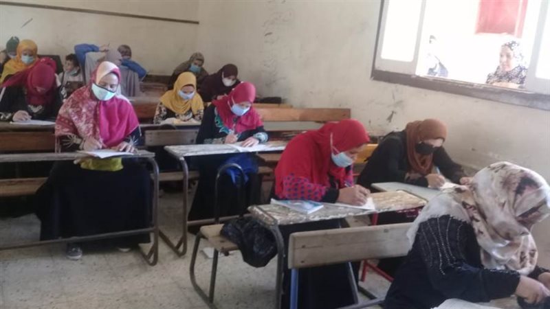 امتحانات محو الأمية