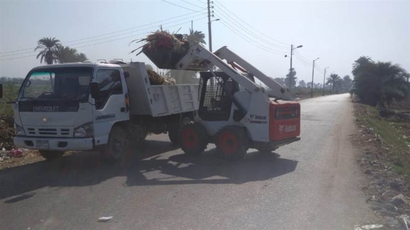 جانب من حملات النظافة