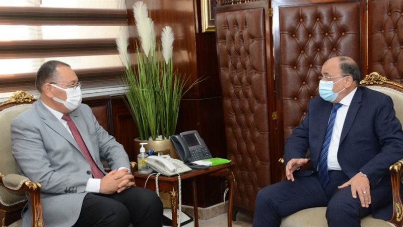 وزير التنمية المحلية