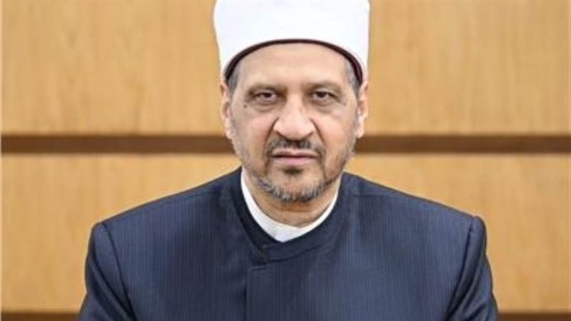 د. مجدي عاشور يقدم