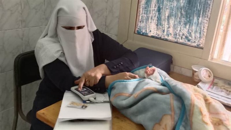 الكشف علي الأطفال