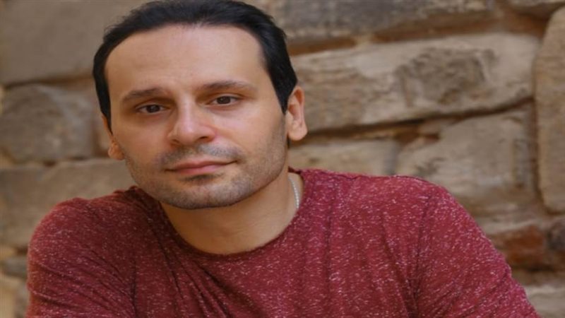 الفنان محمود العزازي