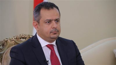 رئيس وزراء اليمن يوجه بمضاعفة الجهود لتقديم المساعدات للنازحين