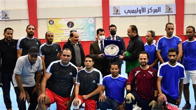 وزير الرياضة يشهد ختام بطولة اللجنة الرياضية للعاملين بديوان الوزارة