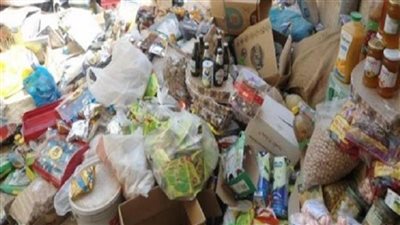 ضبط مواد غذائية مجهولة المصدر بمخزن  بالقاهرة