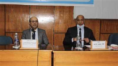 نائب رئيس جامعة أسيوط يفتتح ورشة عمل لتدريب العاملين بالمكتبات الجامعية على الفهرسة الآلية