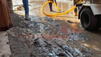 ”محليات المنوفية“ تزيل آثار الأمطار من الشوارع والميادين