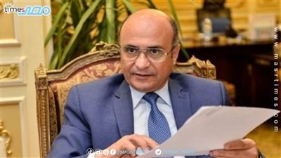 وزيرا العدل والطيران ورئيس هيئة قضايا الدولة يفتتحون دورة تدريبية عن التحكيم